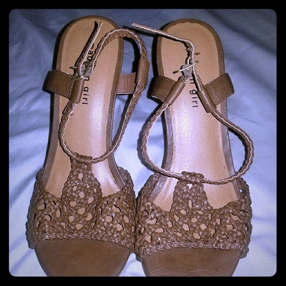 Preowned Madden Girl wedges 7.5